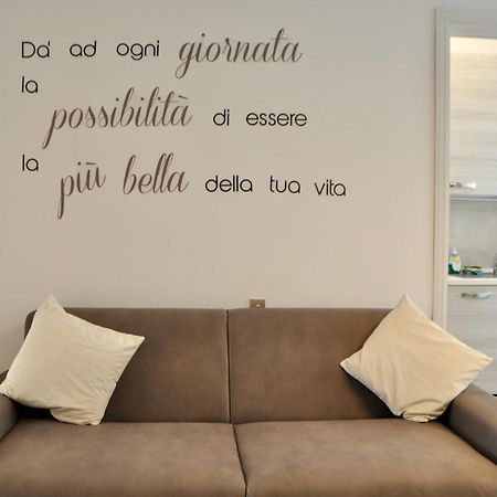 M.Aurelio Light Brown Appartement Milaan Buitenkant foto