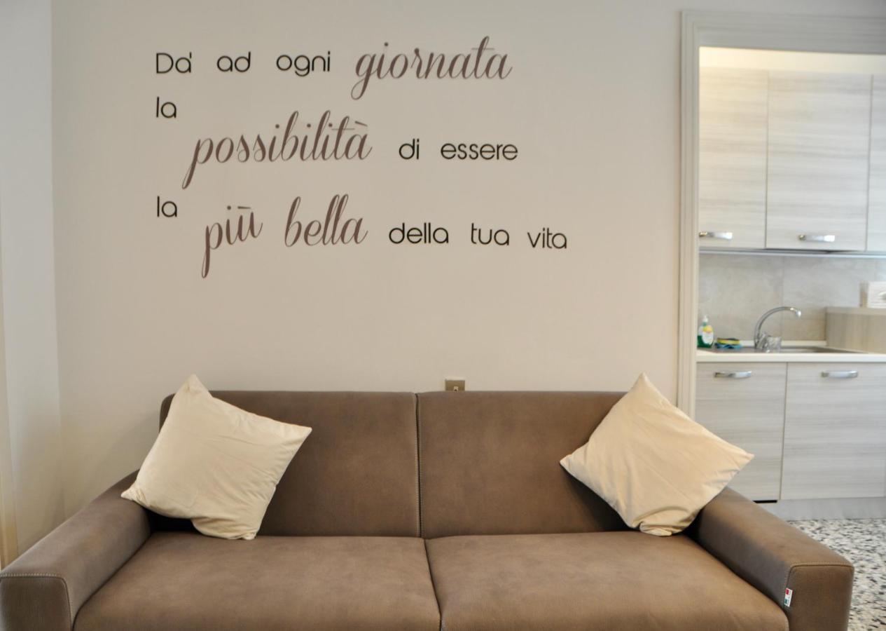 M.Aurelio Light Brown Appartement Milaan Buitenkant foto